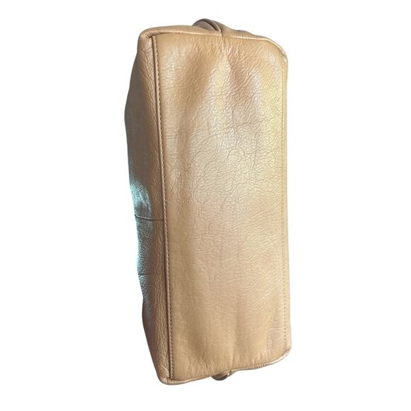 Tory Burch Thea Full Leather Tote in Royal Tan with Gold Chain and Tassel - Picture 6 of 8